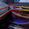 Ambientebeleuchtung für BMW 7er G12 2015–2022 Symphony LED – mit Elegante Lautsprecherabdeckungen