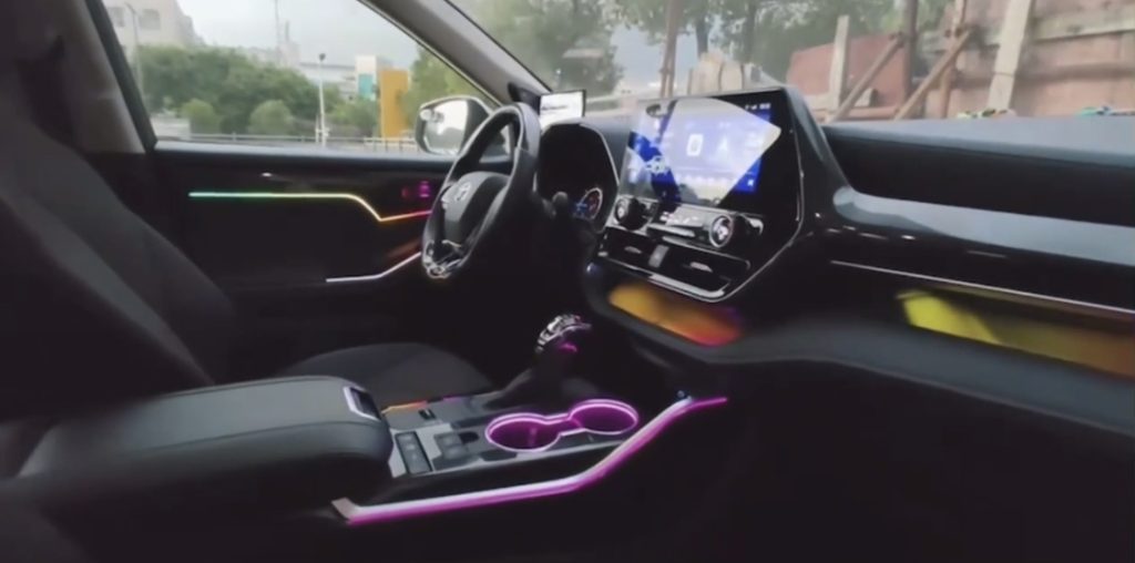 Symphonie Ambientebeleuchtung Komplettset für Toyota Highlander 2022–2024  High/Low End Version