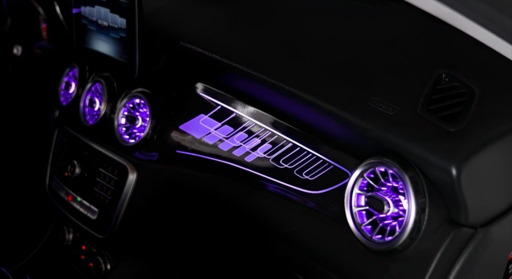 Ambientebeleuchtung Nachrüsten für Mercedes GLA / CLA 2013 - 2019